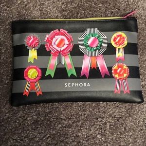 Sephora Make Up Bag plus 11 FREE goodies!